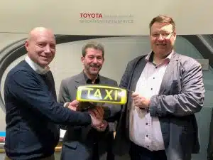 Die Holl AG bestellt für ihren Taxi Karlsruhe Standort 30 Toyota Prius plus um damit den lokalen Emissionsausstoß weiter zu reduzieren.